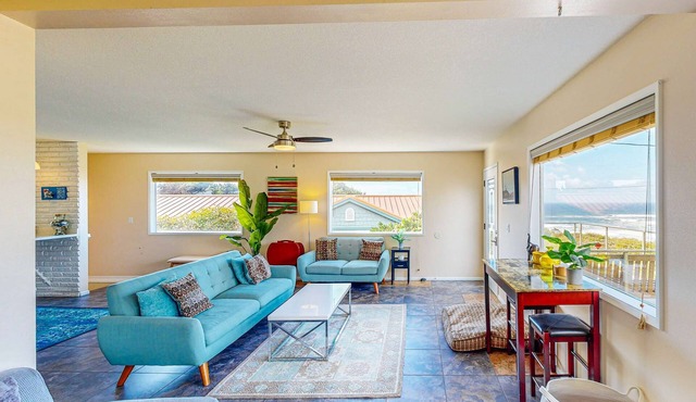 Ocean-view home - private hot tub, outdoor shower, dog-friendly - walk to beach