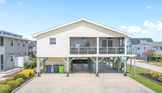 Ocean View Home with Beach 1 Block from Pier with direct beach access!