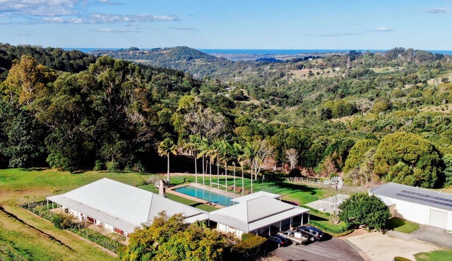 Ocean View Homestead and Vineyard