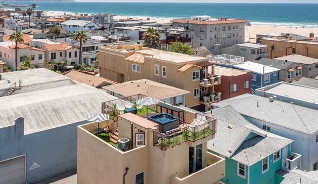 Ocean View Hot Tub Luxe House Steps to Sand