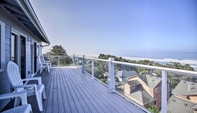 Ocean-View Lincoln City Retreat with 3 Viewing Decks