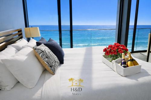 Ocean View Luxury Condo Oceanfront and Pool