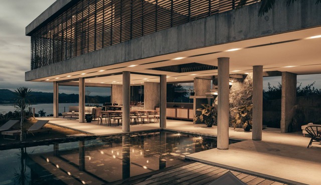 Ocean view luxury villa with 360 view