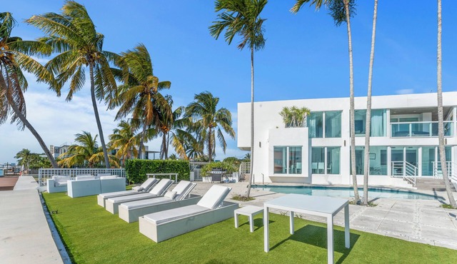 Ocean View, Miami Beach, Brickell, Biscayne Bay, Heated Pool, BBQ, n
