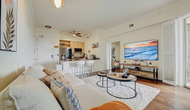 Ocean View Oasis next to Convention Center and Beach with Free Parking