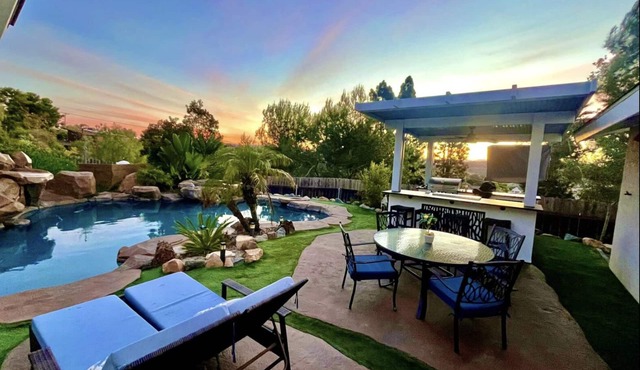 Ocean View Poolside Retreatn