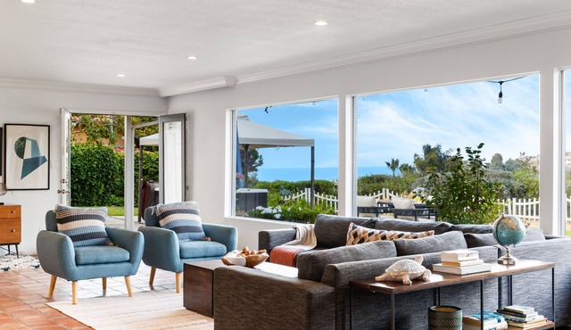 Ocean View Retreat Firepit & Spacious Yard