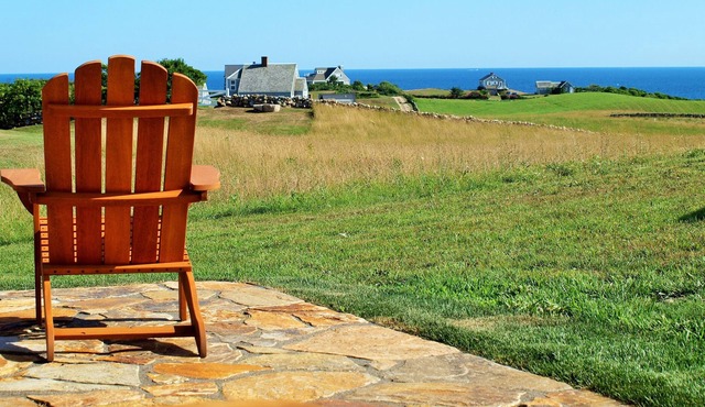 Ocean-View Saltbox at Spar Point Farm Block Island
