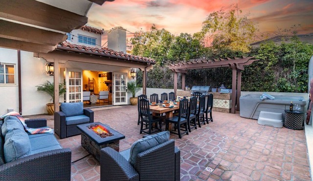 Ocean View Spanish Beauty Half Block to Beach, New Hot Tub