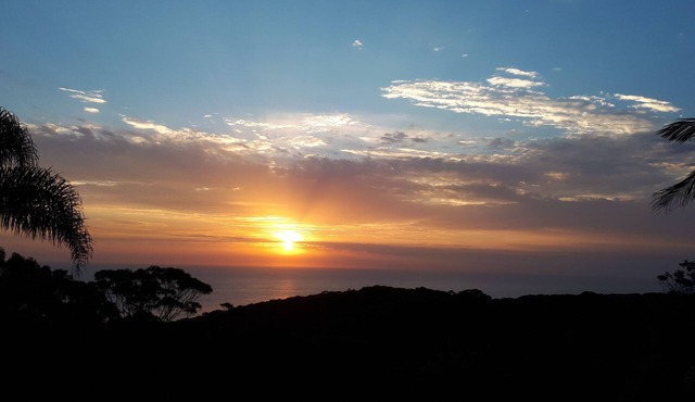 Ocean View - spectacular 180^ view close to Dudley beach,Blowhole and bush walks