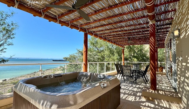 Ocean View Villa w/Golf Cart & Beach Club Accessn