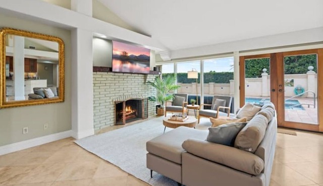OCEAN View Villa w/ Hot-tub, Pool, Fireplace