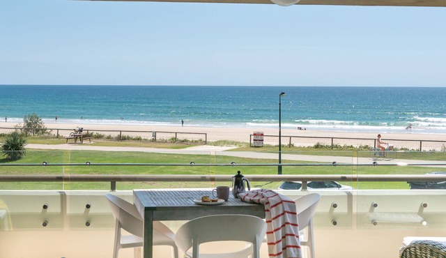 Ocean Views at Sandrift on Nobby Beach