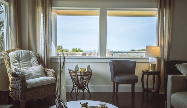 Ocean Views in your peaceful, get away home