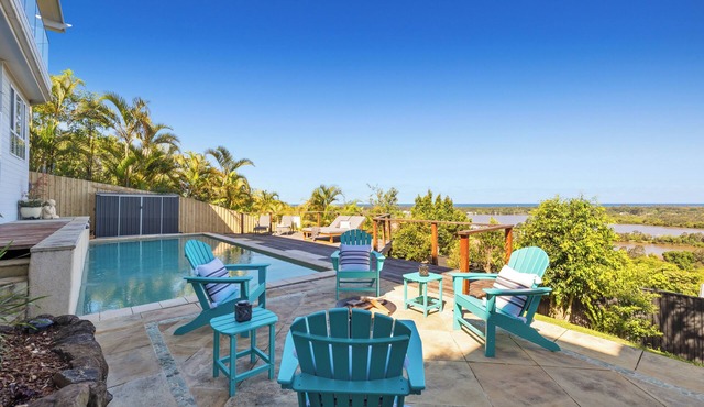 Ocean views/minutes to Kingy & Cooly/has pool/pet friendly/pretty inside & out