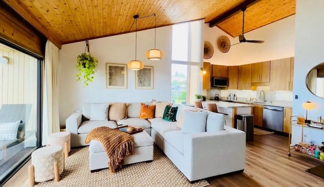 Ocean Views on the Golf Course! Hale Honua