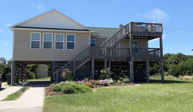Ocean Views! Only 350 feet to the beach! FREE beach chairs, bikes & more!