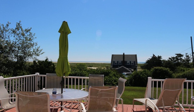 Ocean views, path to beach, short walk to lighthouse and town, sleeps 12