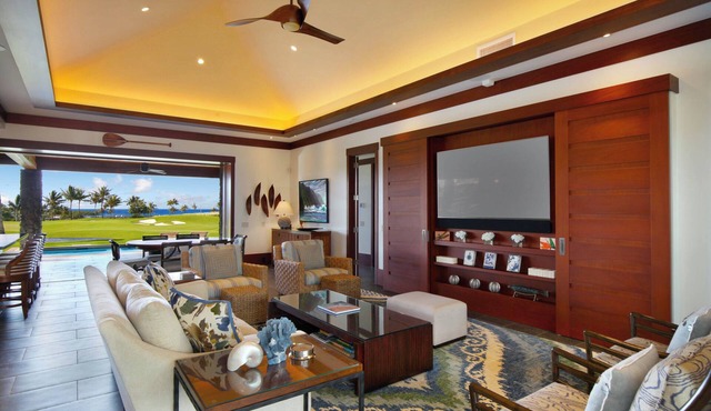 Ocean Views | Plunge Pool & Fire Pit | Villa + Guesthouse