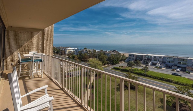 Ocean Views Private Beach Pool Parking Clean Comfortable