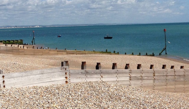 Ocean Views - sea views, roof terrace, enclosed garden and games room.