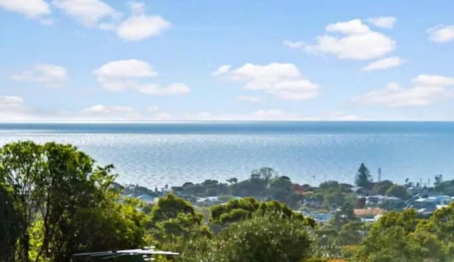 OCEAN VIEWS Serenity by Arthurs seat state park
