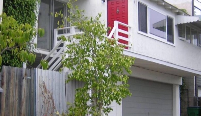 Ocean Views! Turnkey Absolutely Charming N Laguna Beach House