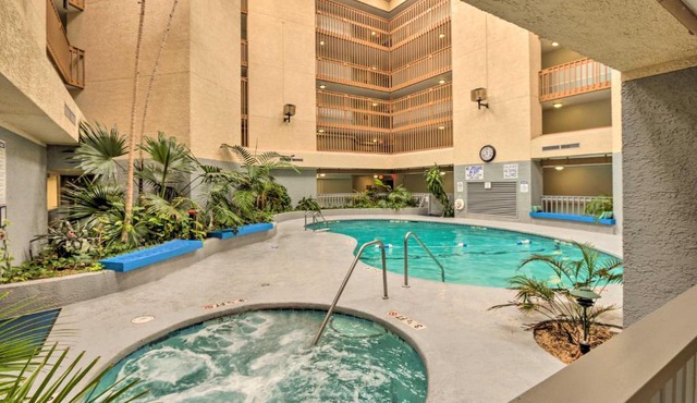 Ocean Walk Condo in Coligny Beach with Balcony!