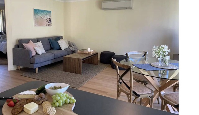 'Ocean Whispers' Villa in Huskisson close to Beach