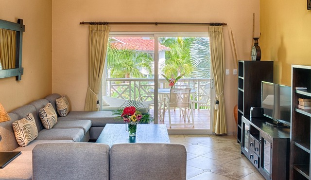 OCEANDREAM Unit F 2bd/2bth by Sealane