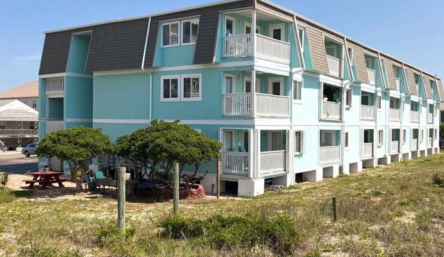 Oceanfront 2BR/2Bath Condo in Carolina Beach NC