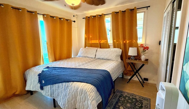 Oceanfront 2BR Beach House AC WiFi Private Yard Direct Ocean Access
