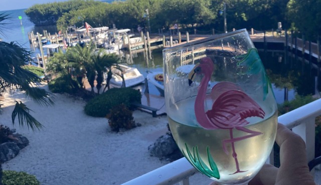 Oceanfront 2BR Condo w/Ocean Views Pool, Balcony – Near Key Largo/Islamorada!