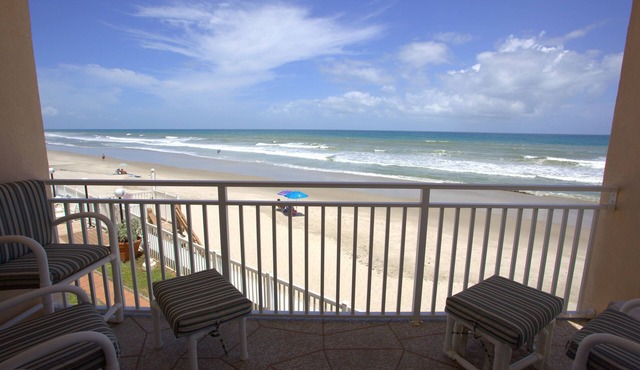 Oceanfront 2BR Condo w/Balcony & Panoramic Atlantic Views, Unit 226