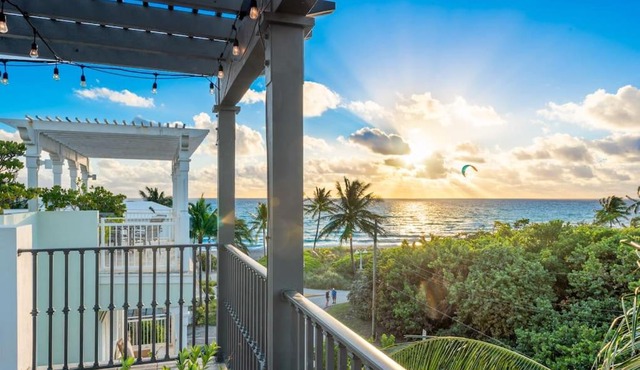 Oceanfront 4 Bedroom Villa with Pool Steps to the Beach!