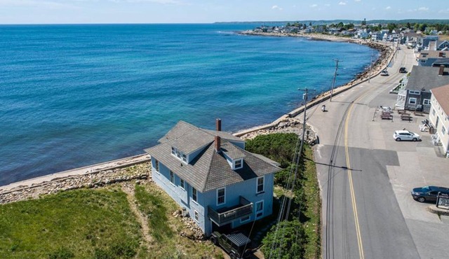 Oceanfront 5 Bedroom with STUNNING View
