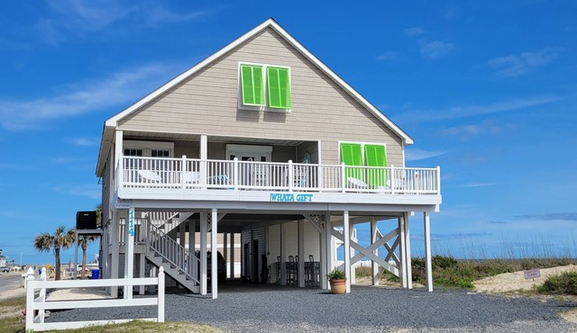 OCEANFRONT 5BR/3BA Linens/Towels.XLrge Kitchen. 3-Ocean Decks.Beach items incl.