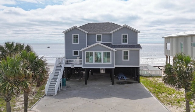 Oceanfront 7 BR Beach House with Private Pool! - Seas The Day n