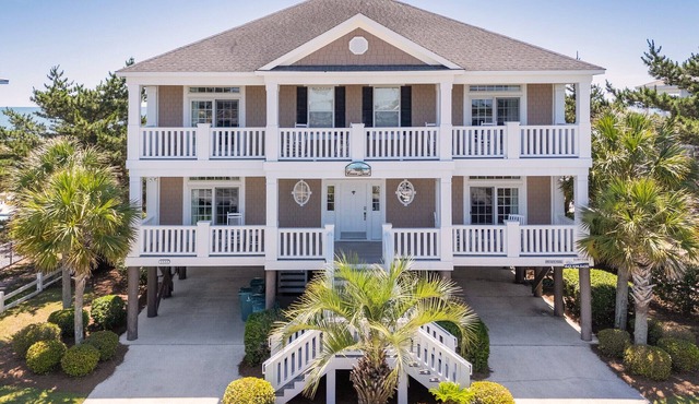 Oceanfront 7 BR Beach House with a Private Pool! Crown Jewel