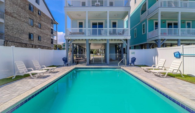 Oceanfront 8BR Family Home w/Pool & Beach Access near Surfside Pier