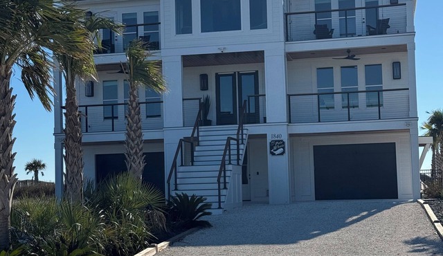 Oceanfront and soundfront home with incredible views!