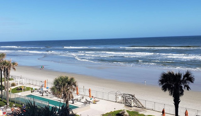 Oceanfront - Awesome View - The Pelican - 2 pools