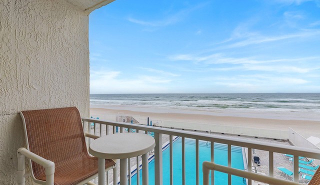 Oceanfront Balcony Condo – Walk to Dining, Splash Park & More