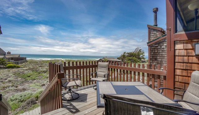 Oceanfront Beach House with two Master Suites