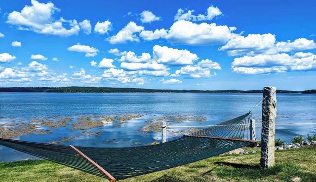 Oceanfront Beach House w/Fire Pit & Pet-Friendly