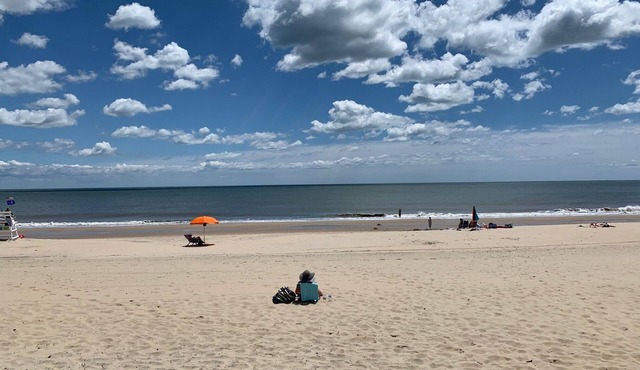 Oceanfront Beachfront Home, Just Steps From The Ocean