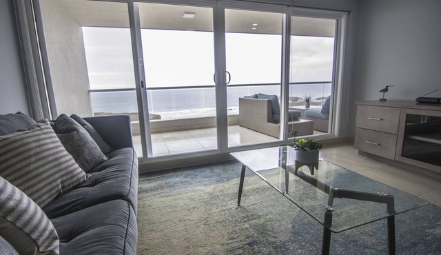 Oceanfront Brand New Unit at La Jolla ExcellencenThe Pelican