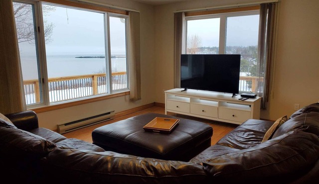 Oceanfront Bungalow on the Bay. 3 Bed 2 Bath with a large treed lot.