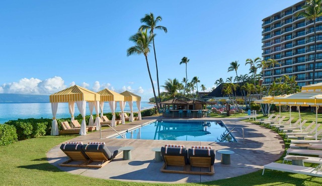 Oceanfront Bungalow + Tennis and Watersports