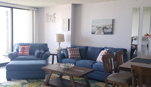Oceanfront condo with amazing sunset views 2 bdrm 2 bath condo